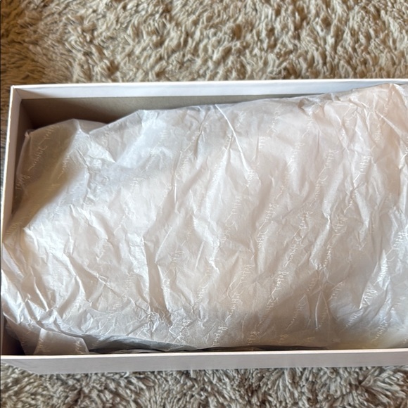 NIB Betsey Johnson Navy Nikki Heels in Original Box with all original packaging - Picture 13 of 14